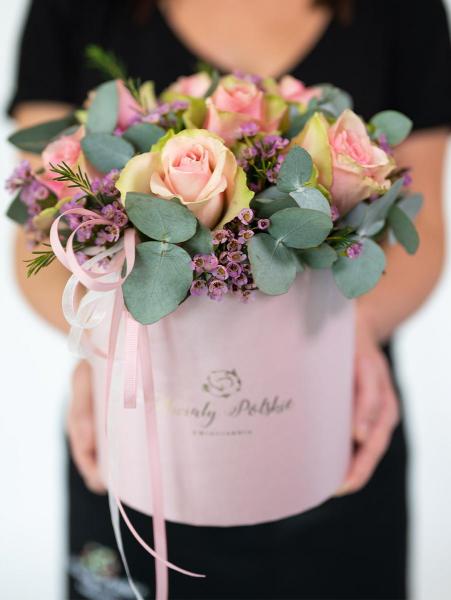 Róża Bella Rosa z dodatkami (duży)